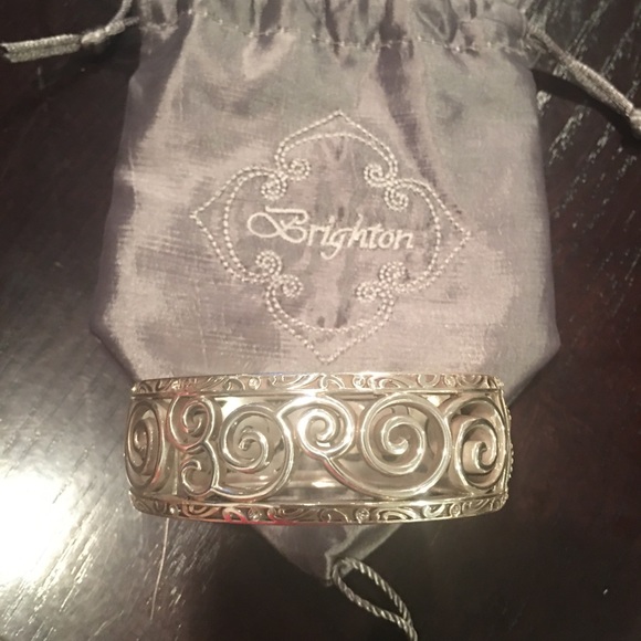 Brighton Hinged Bangle Bracelet - Picture 4 of 6